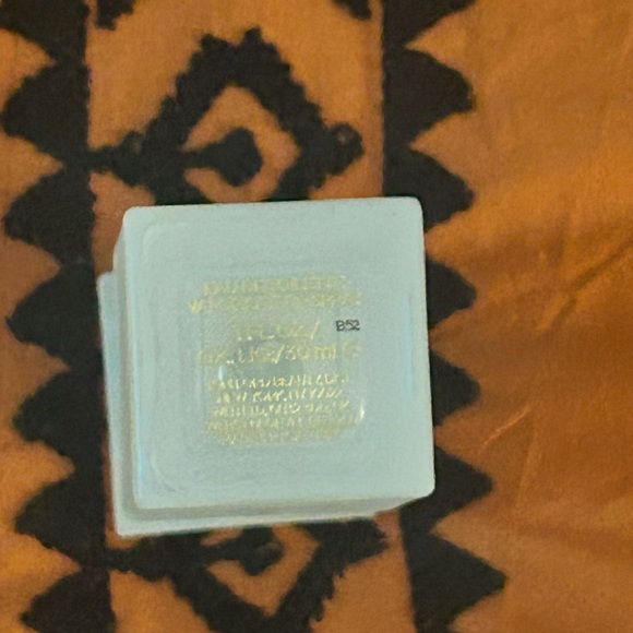 Tom Ford Eau de Soleil Blanc Fragrance with Gold Label - Picture 4 of 4